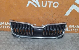 Решетка радиатора Skoda Octavia 2017-2020 5E0853653C041 3 A7 (5E)