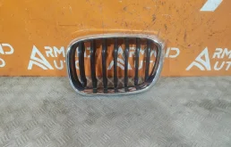 Решетка радиатора BMW X3 2017-2021 51137397465 G01, левая