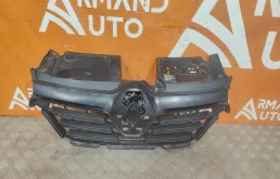 Решетка радиатора Renault Logan 2018-2022 623105887R 2