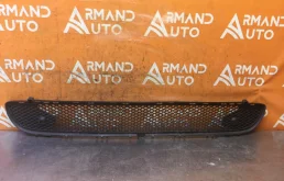 Решетка бампера Mercedes GLA-Class 2013-2017 A1568853122 X156, передняя
