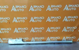 Накладка молдинга двери Land Rover Range Rover 2012-2022 LR038849 4 L405, передняя левая