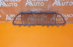 Решетка бампера BMW 3 series 2011-2020 51118068124 F30 F31, передняя