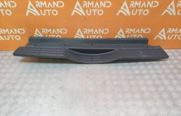 Накладка бампера верхняя Mitsubishi Pajero 2006-2022 6410A186 4, задняя