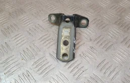 Петля двери нижняя Mitsubishi Outlander 2012-2023 5702A064 3, передняя левая