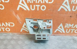 Кронштейн бампера Skoda Octavia 2013-2017 5E0807217 3 A7 (5E), передний правый