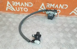 Замок крышки багажника Mercedes C-Class 2014-2021 A2047500485 W205
