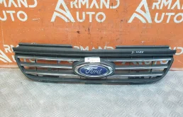 Решетка радиатора Ford Galaxy 2010-2015 1704533 2