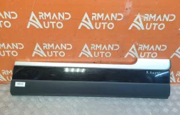 Молдинг двери Land Rover Range Rover 2012-2022 LR125980 4 L405, передний правый
