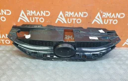 Решетка радиатора Hyundai IX35 2010-2015 863512Y000 1