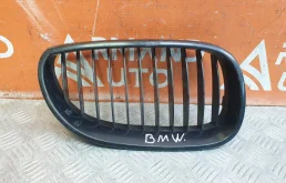 Решетка радиатора BMW 5 series 2002-2010 51137027062 E60 E61, правая