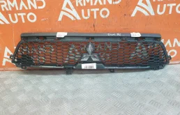 Решетка радиатора Mitsubishi Outlander 2009-2013 6402A198 2 XL