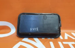 Накладка вентиляционной решетки багажника Lexus RX 2008-2015 6299748010 3 AL10, правая
