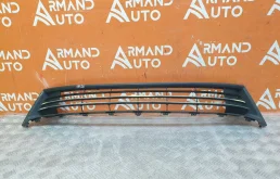 Решетка бампера Toyota Corolla 2012-2016 5311202470 11 E160 E170 E180, передняя
