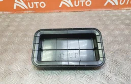 Накладка вентиляционной решетки багажника Lexus RX 2008-2015 6299748010 3 AL10, правая