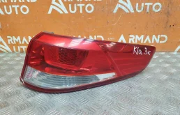 Фонарь внешний Kia Rio 2015-2017 924024X500 3 QB, правый