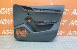 Обшивка двери Audi Q3 2011-2018 8U0867104WFA 1 8U, передняя правая