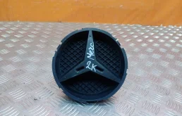 Кронштейн эмблемы Mercedes C-Class 2014-2018 A0008880060 W205, передний
