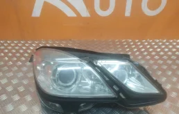 Фара Mercedes E-Class 2009-2013 A2128204161 W212, правая