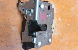 Замок двери Renault Sandero 2009-2014 825026234R 1, задний правый
