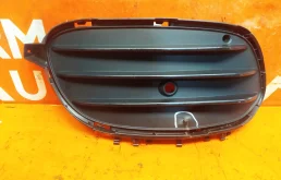 Решетка бампера Mercedes GLA-Class 2017-2020 A1568858700 X156, передняя левая