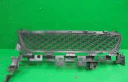 Решетка бампера RENAULT LOGAN 2009-2015 8200752803 1, передняя