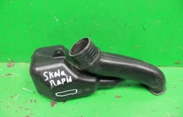 Патрубок воздушного фильтра SKODA RAPID 2014-2020 04E129618D 1