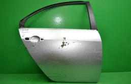 Дверь NISSAN PRIMERA 2001-2008 82100BA030 P12, задняя правая