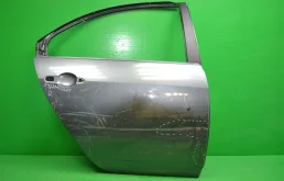 Дверь NISSAN PRIMERA 2001-2008 82100BA030 P12, задняя правая