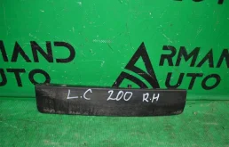 Брызговик передний TOYOTA LAND CRUISER 2007-2021 5380760131 200, передний правый