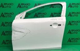 Дверь VOLVO V40 2012-2020 31662584 2, передняя левая