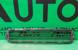 Решетка бампера VOLVO S40 2007-2012 30744911 2, передняя