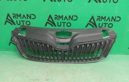 Решетка радиатора SKODA RAPID 2014-2020 5JA8536689B9 1