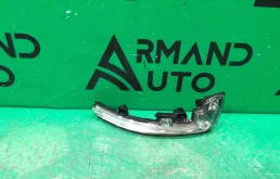 Повторитель поворота на зеркало LAND ROVER Range Rover Evoque 2011-2015 LR027945 1 L538, правый