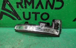 Повторитель поворота на зеркало LAND ROVER Range Rover Evoque 2011-2015 LR027945 1 L538, правый
