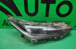 Фара TOYOTA COROLLA 2015-2019 8111002L70 11 E160 E170 E180, правая