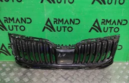 Решетка радиатора SKODA OCTAVIA 2017-2020 5E0853653C041 3 A7 (5E)