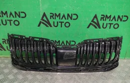Решетка радиатора Skoda Octavia 2017-2020 5E0853653C041 3 A7 (5E)
