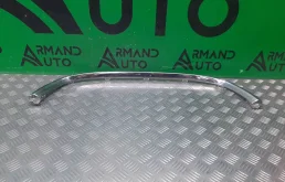 Накладка решетки радиатора Volvo XC60 2008-2013 30764556 1