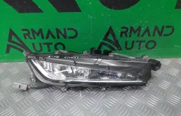ПТФ Lexus RX 2019-2022 8121048060 4 AL20, правый