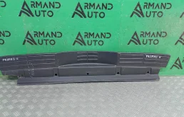 Накладка бампера верхняя Mitsubishi Pajero 2006-2022 6410A186 4, задняя