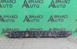 Кронштейн радиатора Land Rover Freelander 2006-2014 LR000929 2