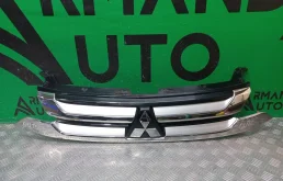 Решетка радиатора Mitsubishi Outlander 2015-2018 7450A967 3