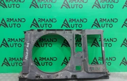 Панель передняя (суппорт радиатора) Peugeot 3008 2009-2016 9676568880 1
