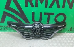 Решетка радиатора Renault Kaptur 2016-2020 623103985R 1