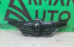 Решетка радиатора Renault Kaptur 2016-2020 623103985R 1