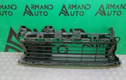 Решетка бампера Renault Logan 2012-2018 622543229R 2, передняя
