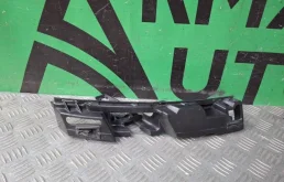 Кронштейн бампера Land Rover Range Rover 2017-2022 LR098665 4 L405, передний правый