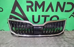 Решетка радиатора Skoda Octavia 2017-2020 5E0853653C041 3 A7 (5E)