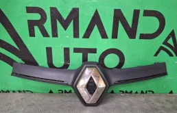 Накладка решетки радиатора Renault Logan 2018-2022 623826051R 2
