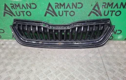 Решетка радиатора Skoda Rapid 2020-2023 60U8536689B9 2